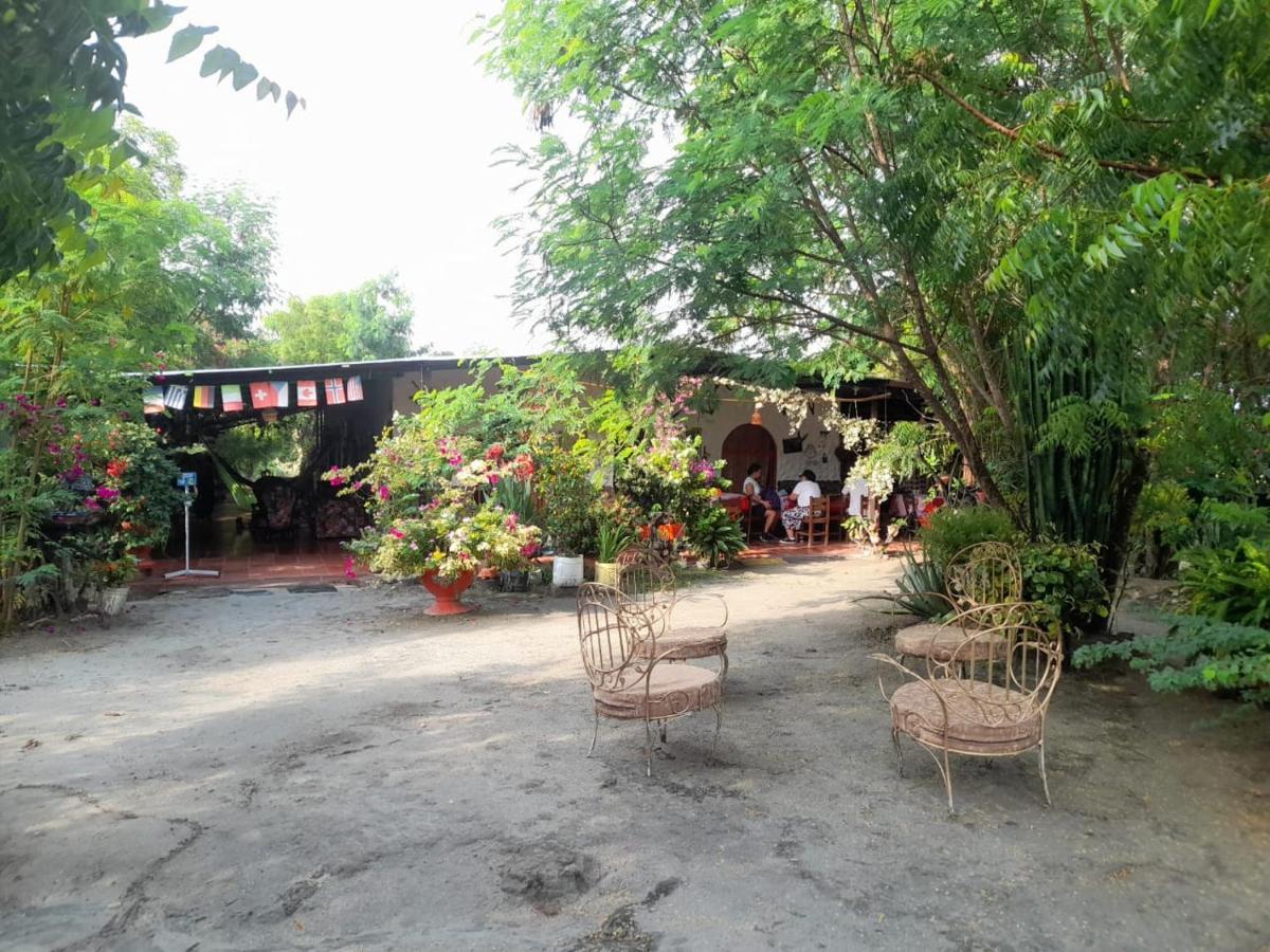 Alojamiento Casa De Campo Los Cactus Villavieja Exteriör bild